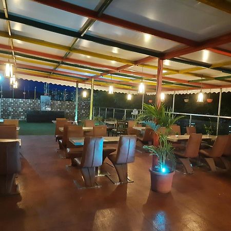 Hotel Lxia Hinjewadi - Indian Nationals Only Pimpri-Chinchwad Εξωτερικό φωτογραφία