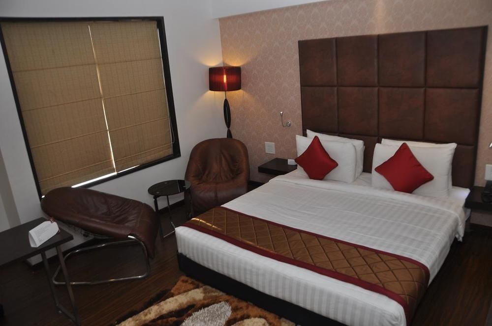 Hotel Lxia Hinjewadi - Indian Nationals Only Pimpri-Chinchwad Εξωτερικό φωτογραφία