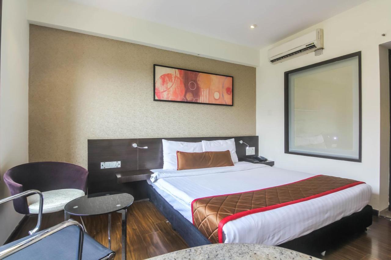 Hotel Lxia Hinjewadi - Indian Nationals Only Pimpri-Chinchwad Εξωτερικό φωτογραφία