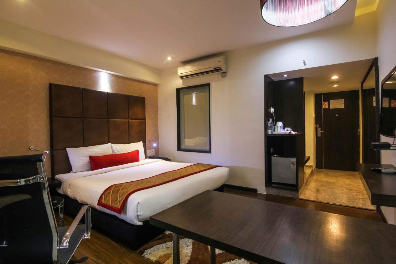 Hotel Lxia Hinjewadi - Indian Nationals Only Pimpri-Chinchwad Εξωτερικό φωτογραφία