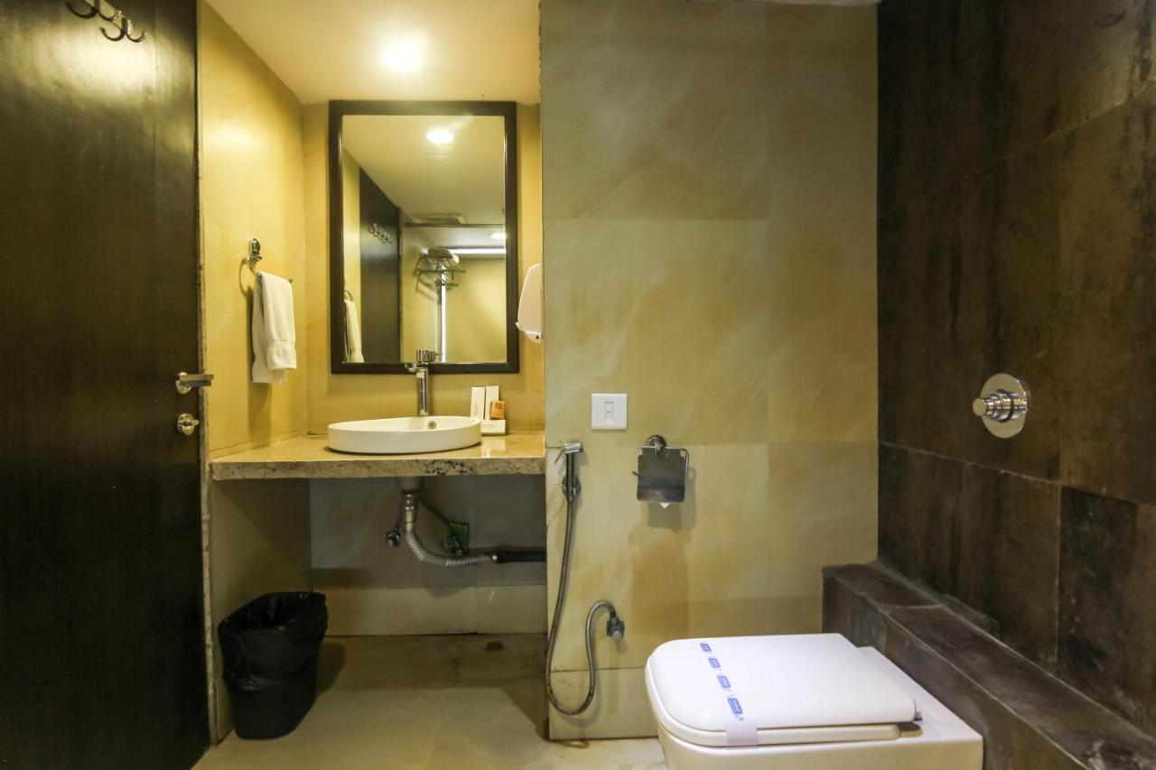Hotel Lxia Hinjewadi - Indian Nationals Only Pimpri-Chinchwad Εξωτερικό φωτογραφία